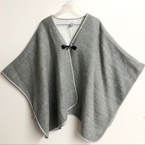 NWOT Calvin Klein one size cape